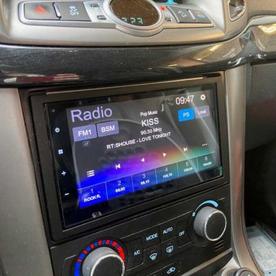 Montáž 2 DIN rádia Pioneer s parkovací kamerou