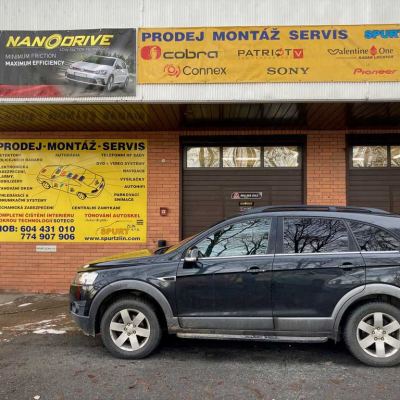 Montáž 2 DIN rádia Pioneer s parkovací kamerou