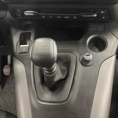 Montaz Zabezpeceni Razeni Misterlock Toyota Proace Cit 4
