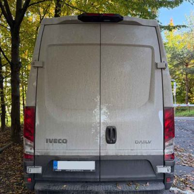 Montaz Parkovaci Kamera Monitor Iveco Daily 4