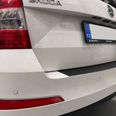 Montaz Parkovacich Cidel Steelmate 411pts Bti Skoda Octavia 3