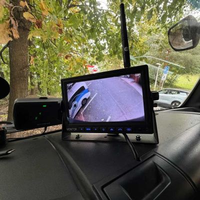 Montaz Man Parkovaci Kamera Monitor Autoradio 7