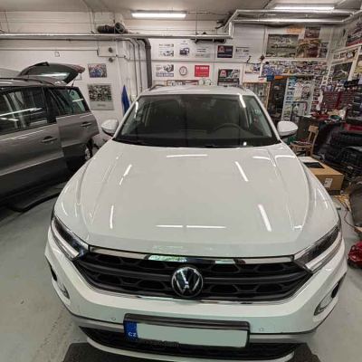 Montáž tažného zařízení  odnímatelný vertikální systém Westfalia + 13 PIN typová AC do VW T-ROC