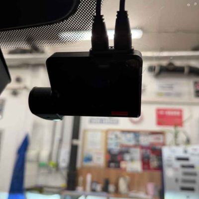 Montaz Kamery Mio 955w Dual Vw Tiguan 3