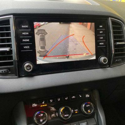 Tažné zařízení Galia, parkovací kamera, mechanické zabezpečení ZEDERLOCK