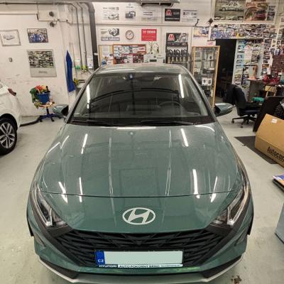 Montáž přední a zadní zaznamové kamery Thinkware Q200 a F200 PRO Rear do Hyundai i20