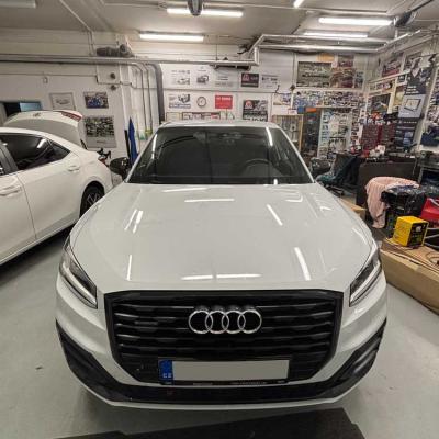 Montáž odnímatelné tažné zařízení vertikální systém Westfalia + 13 PIN Audi Q2 S-Line