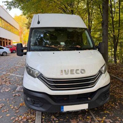 Montaz Parkovaci Kamera Monitor Iveco Daily 1